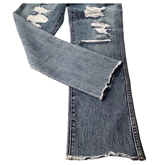 REVICE - High Waisted Distressed Button Fly Strait Leg Jeans - 32 NWOT - Picture 12 of 15